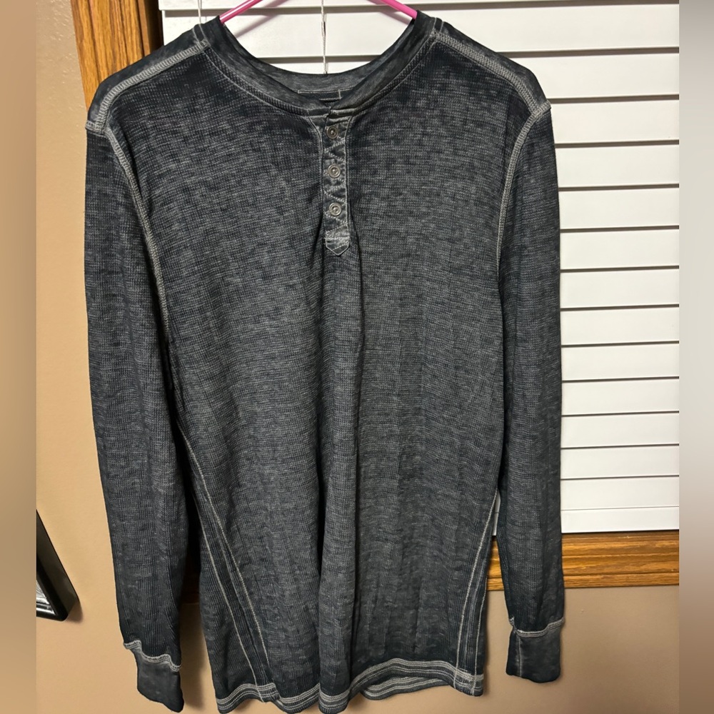 Dark Gray Buckle Henley Long-sleeve T-Shirt (S)